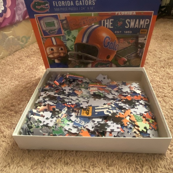 Florida Gators, 500 piece football theme puzzle - Picture 4 of 4